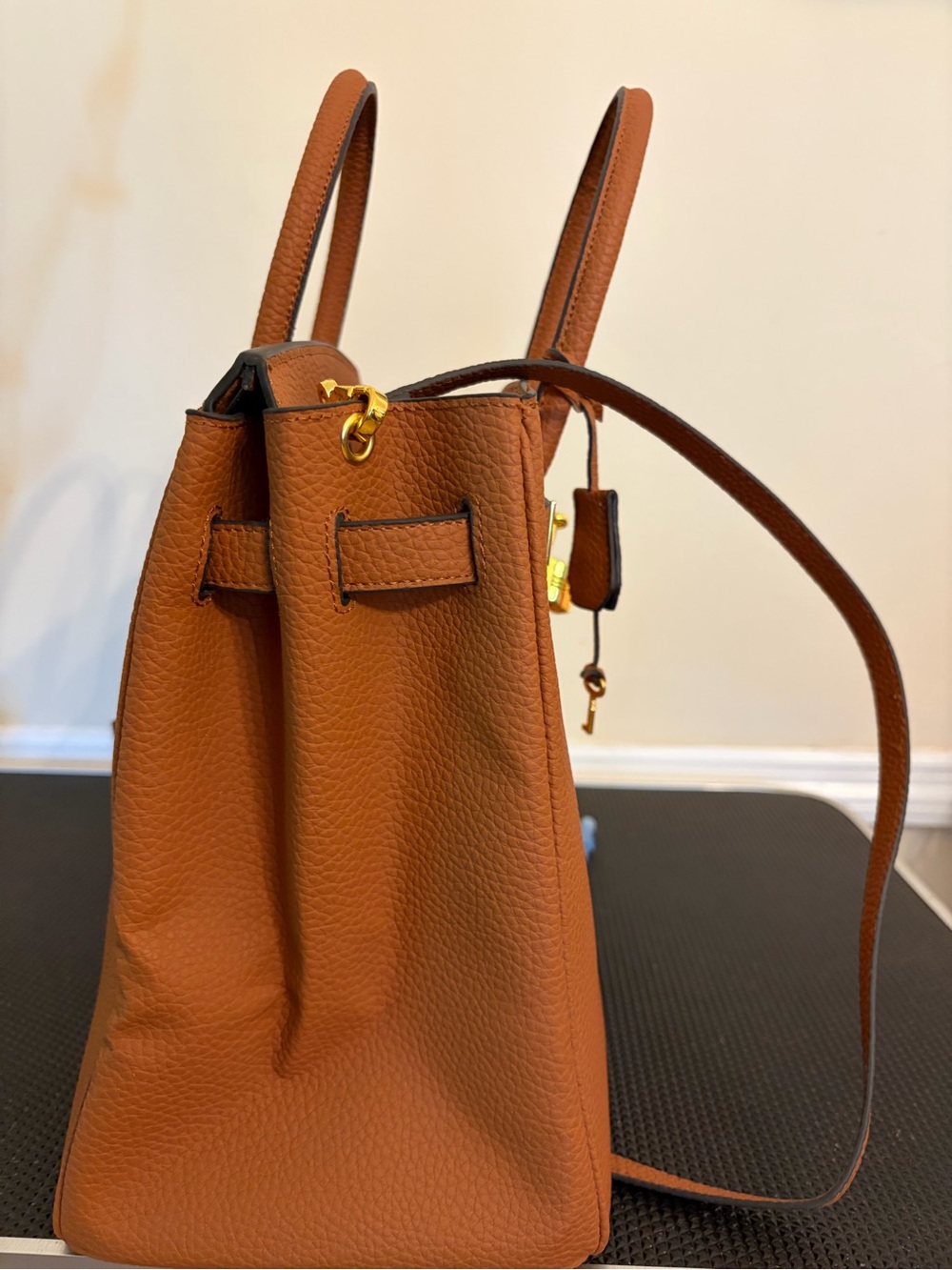 35cm Gold on Gold vegan Satchel with Gold Lock, key and clochette, Strap. - Picture 4 of 9